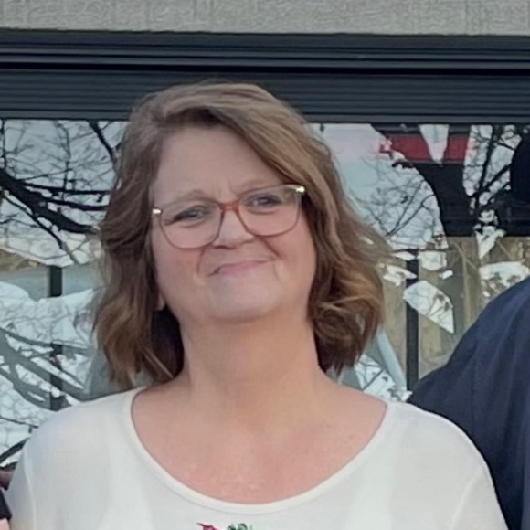 Meet your Posher, Jeannine - Picture 1 of 1